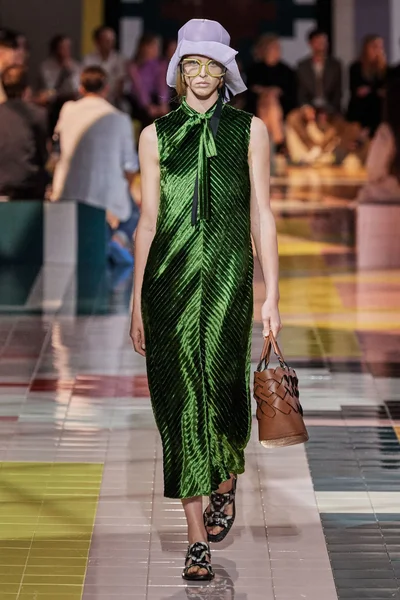 Look 33